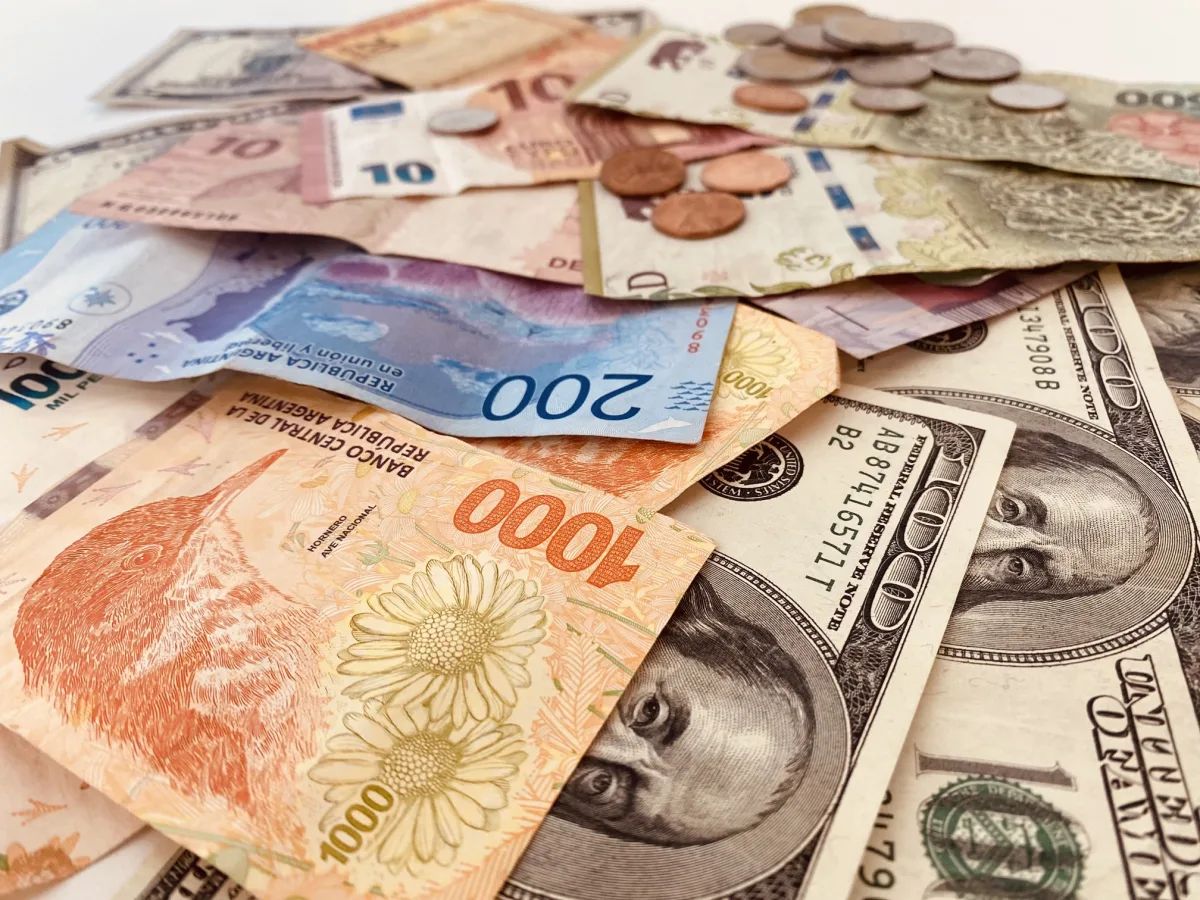 pesos_dólar_mipresupuestofamiliar